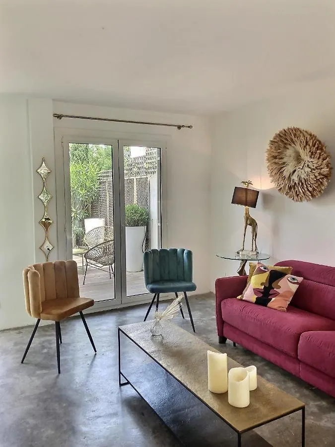 L'Atypique : 2 Chambres // Piscine // Parking Saint-Tropez Apartament